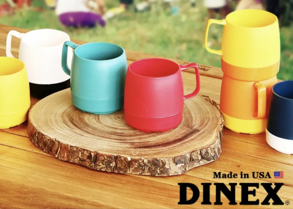 樹脂製のDINEXのマグカップ