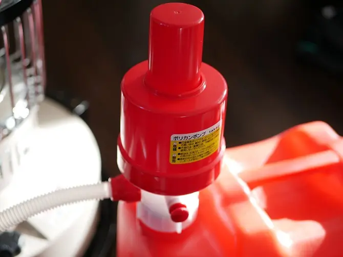 給油ポンプ上部