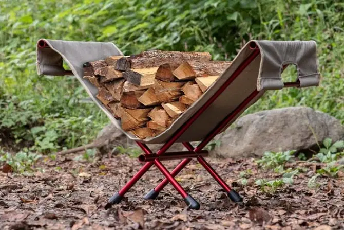 フィールドアの薪スタンド