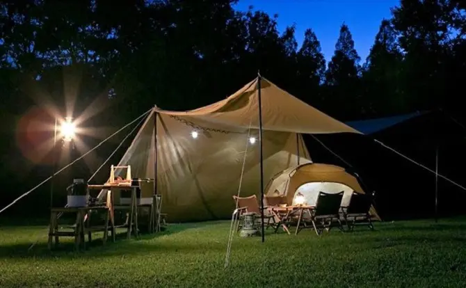 夜。カンガルースタイルとは