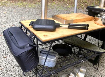 フィールドラックやシェルフ