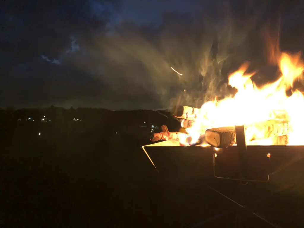 焚き火-1